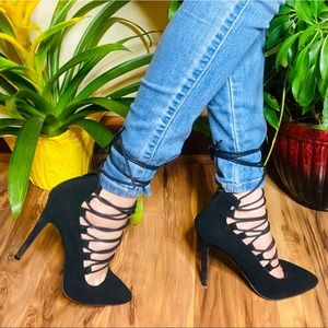 CHARLOTTE RUSSE Lace-Up Piper Pumps